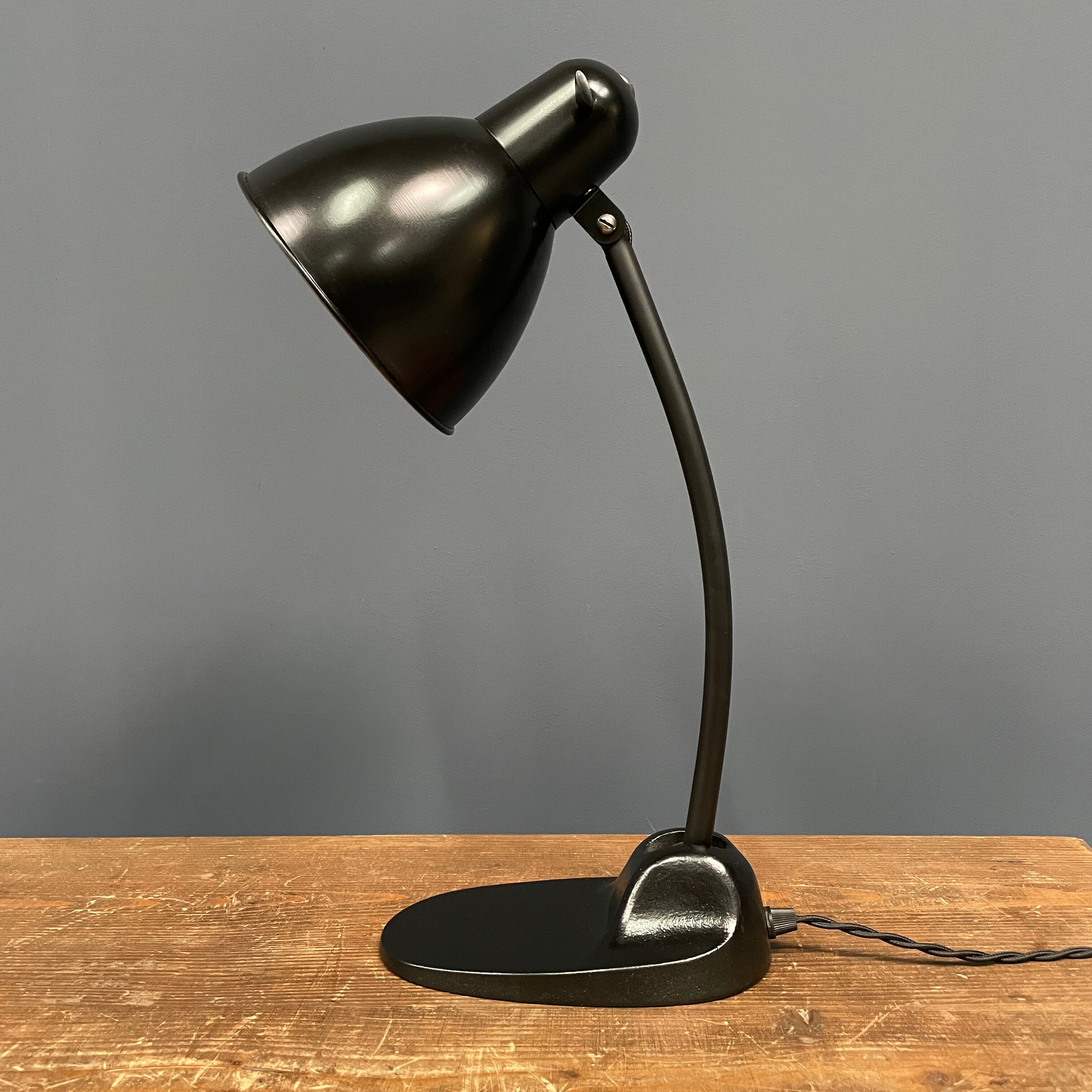 Black Bauhaus Siemens desk lamp model L299 from the 1930s
