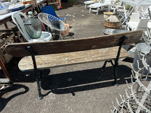 Banc de jardin ancien en fonte et bois annees 40