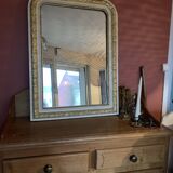 Louis Philippe Mirror Bonjour , Votre produit est refusé à ce jour en raison du manque d'une photo exhaustive je vous invite à vous tourner vers la sélection si vous avez des questions. selection@selency.com Bien à vous