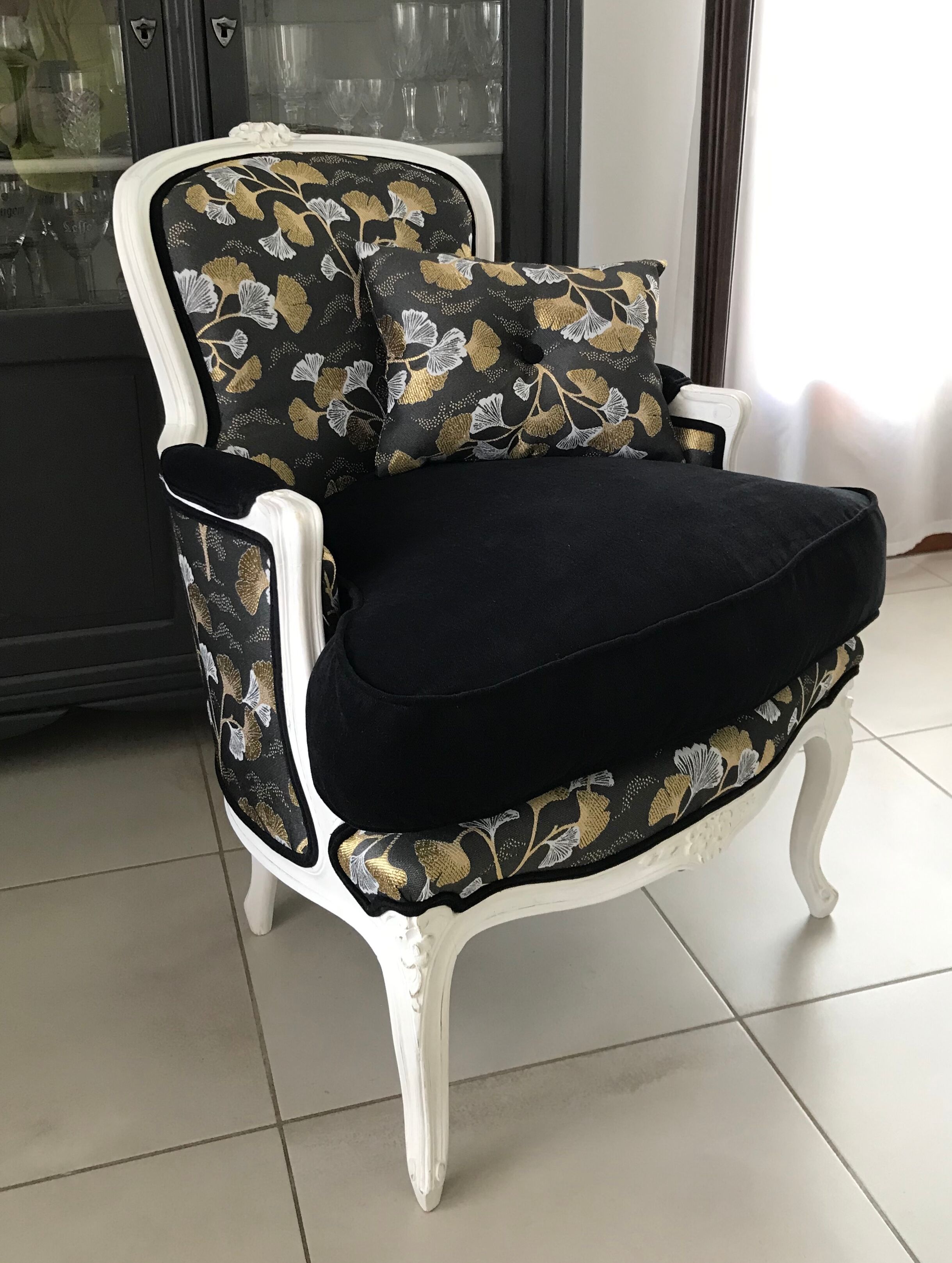 Old shepherdess armchair