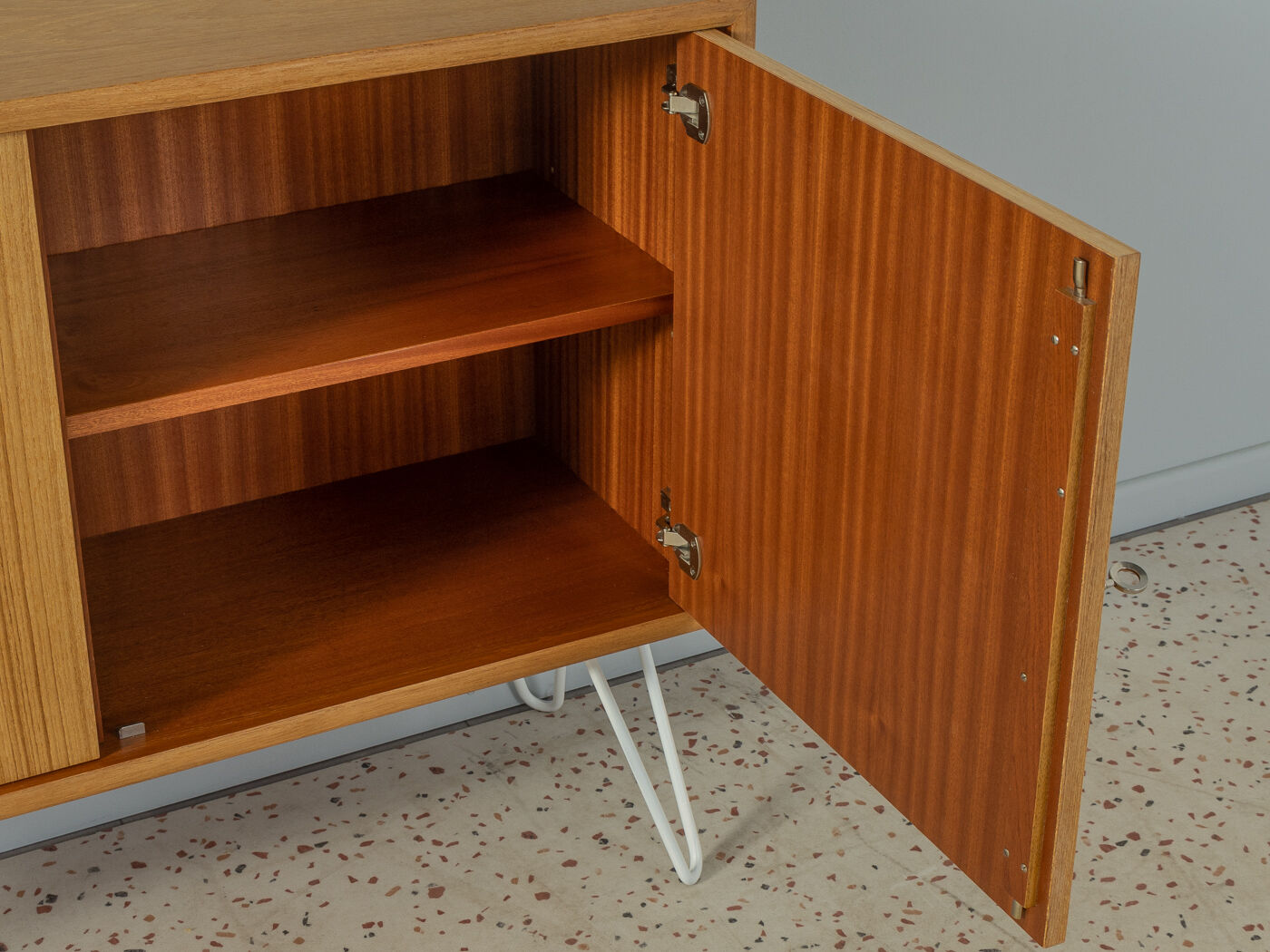 1960s Dresser