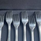 6 fourchettes de table en métal argenté Frionnet François