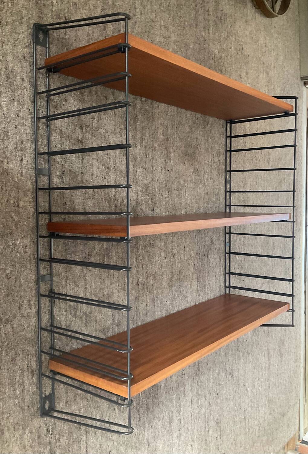 Tomado shelf from the 60s in teak and metal