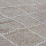 Hand-made beige and white wool rug 65x144cm