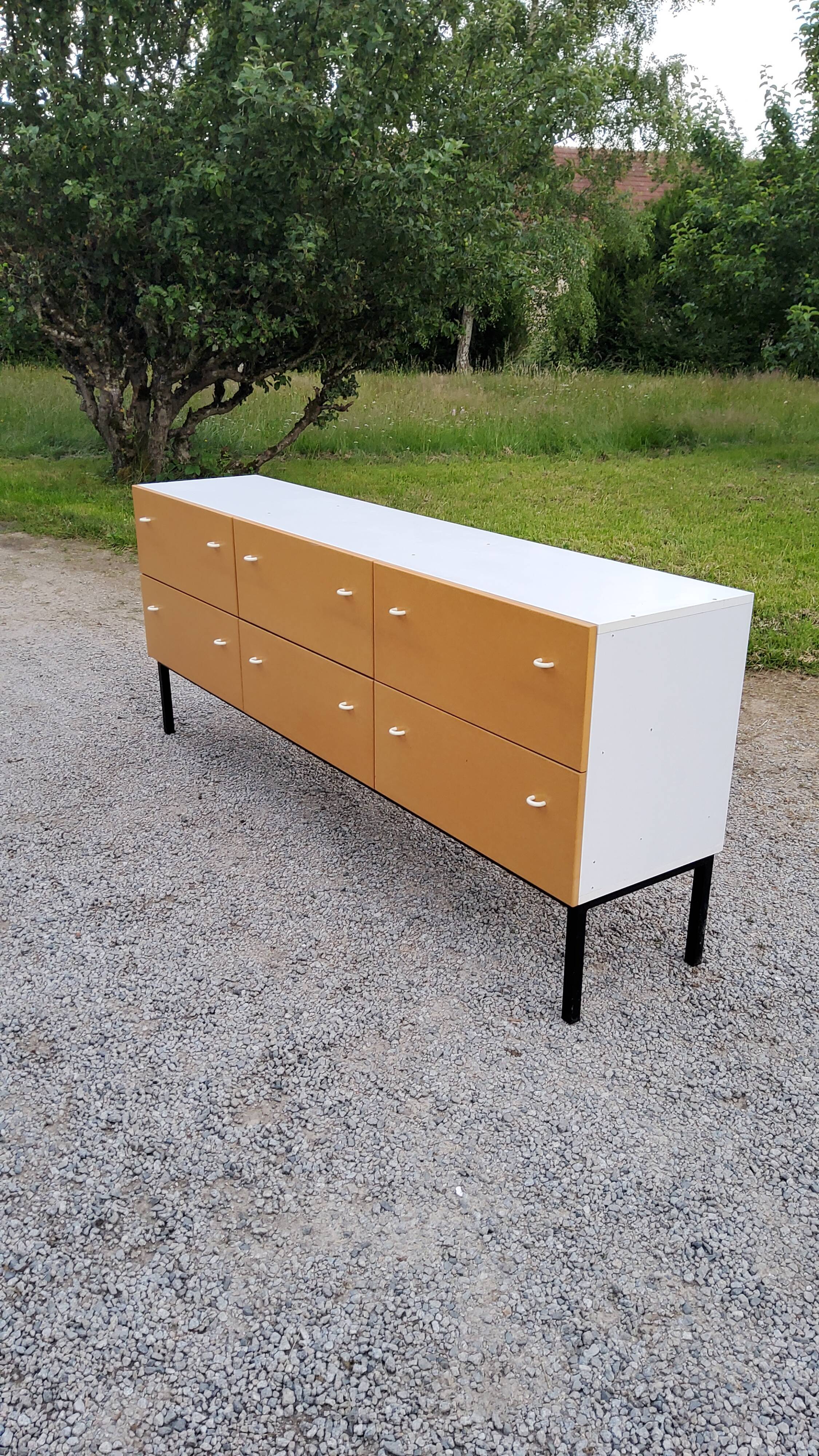 Enfilade store furniture of the 70s six large drawers