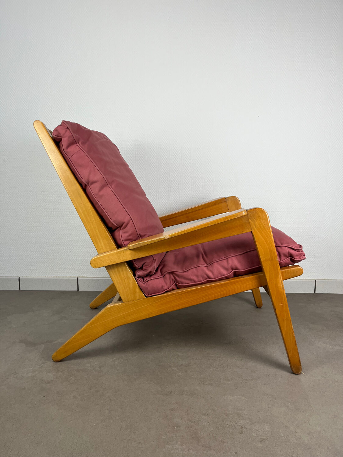 FS 105 armchair by Pierre Guariche for Free Span
