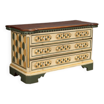 Baroque Bergamasque commode, early 18th century.