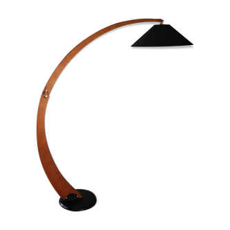 Curvated mahogany floor lamp