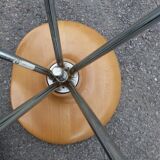 Stool metal structure adjustable in height on wheels