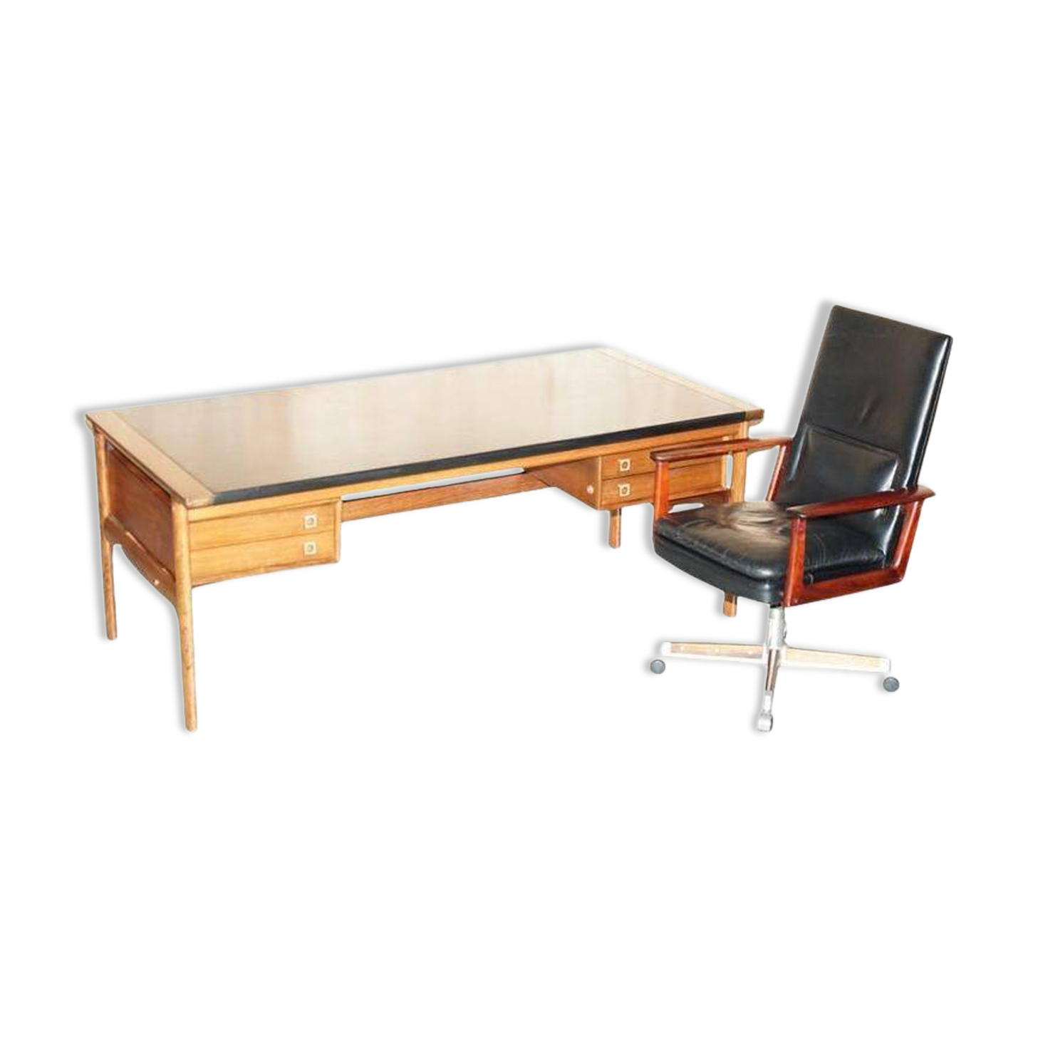 Arne Vodder model 419 executive chair and model 223 desk in rosewood and leather.