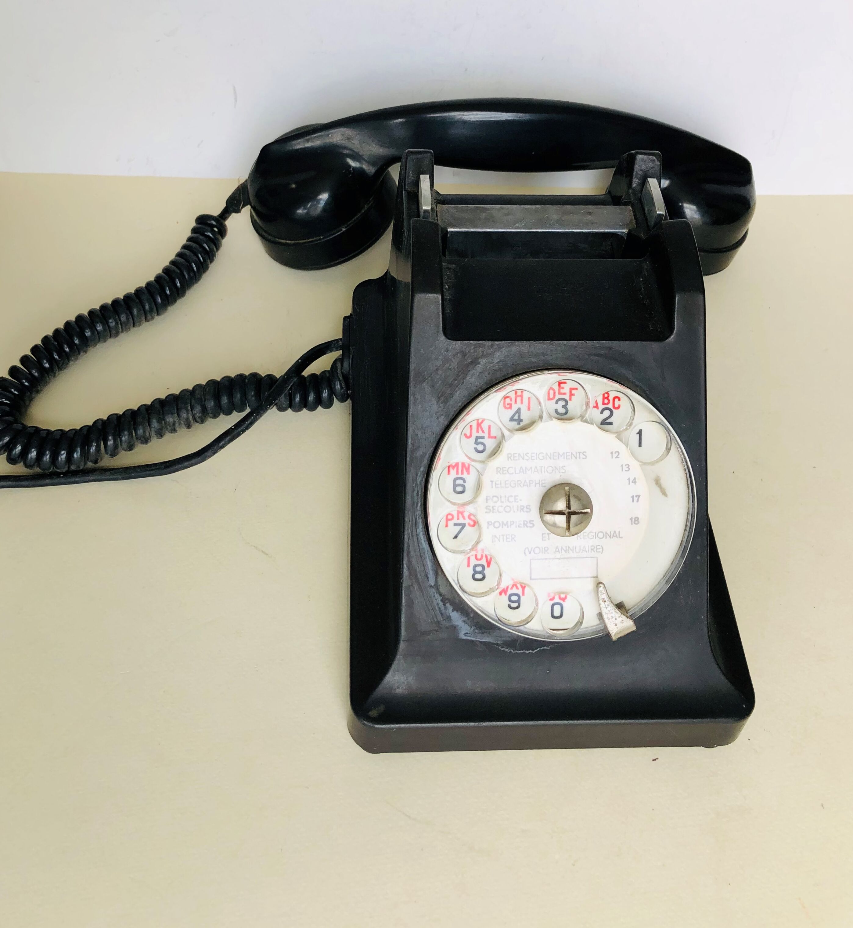 Old bakelite phone