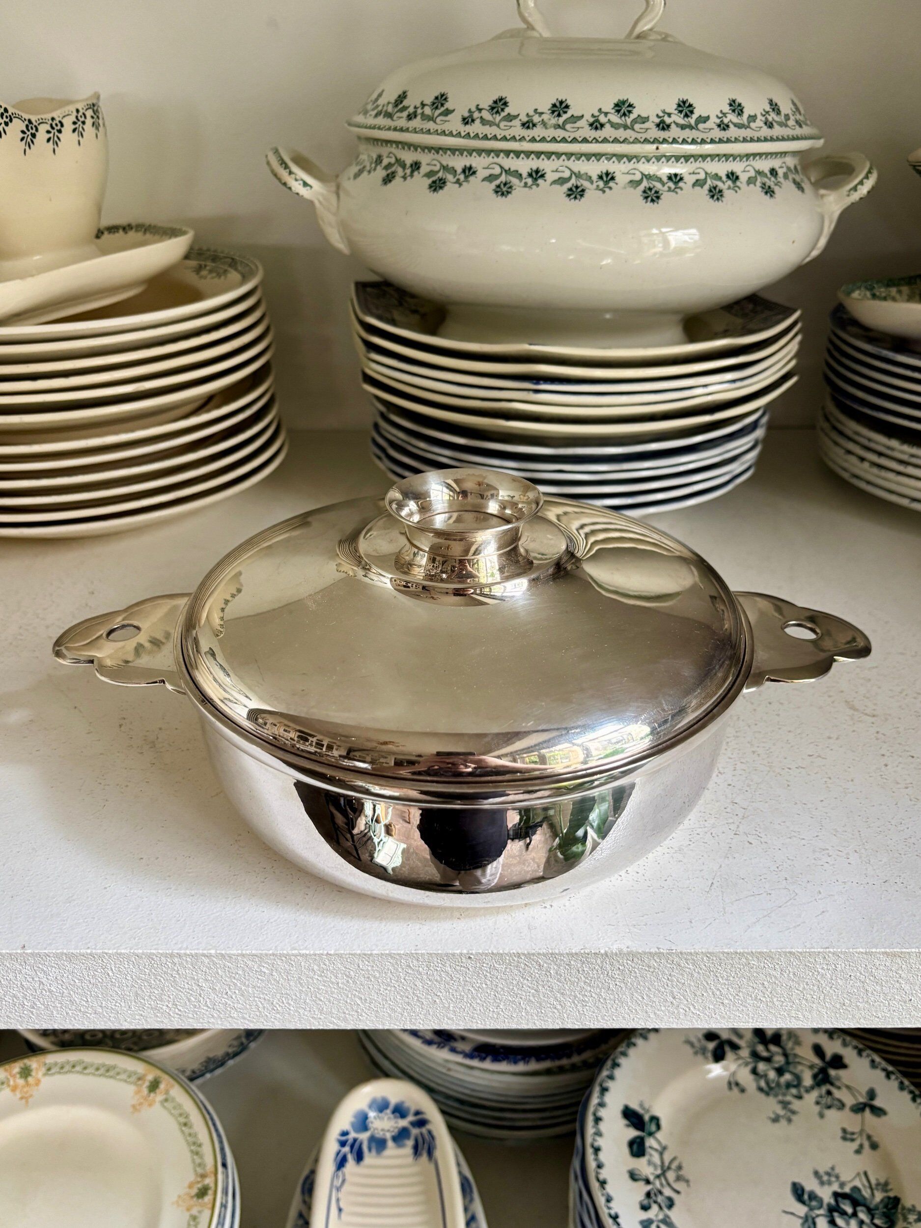 Silver-plated metal tureen, vegetable dish with ears and lid