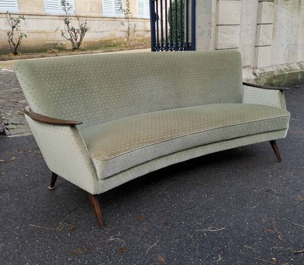 Canapé arc d'ébéniste velour vert d eau