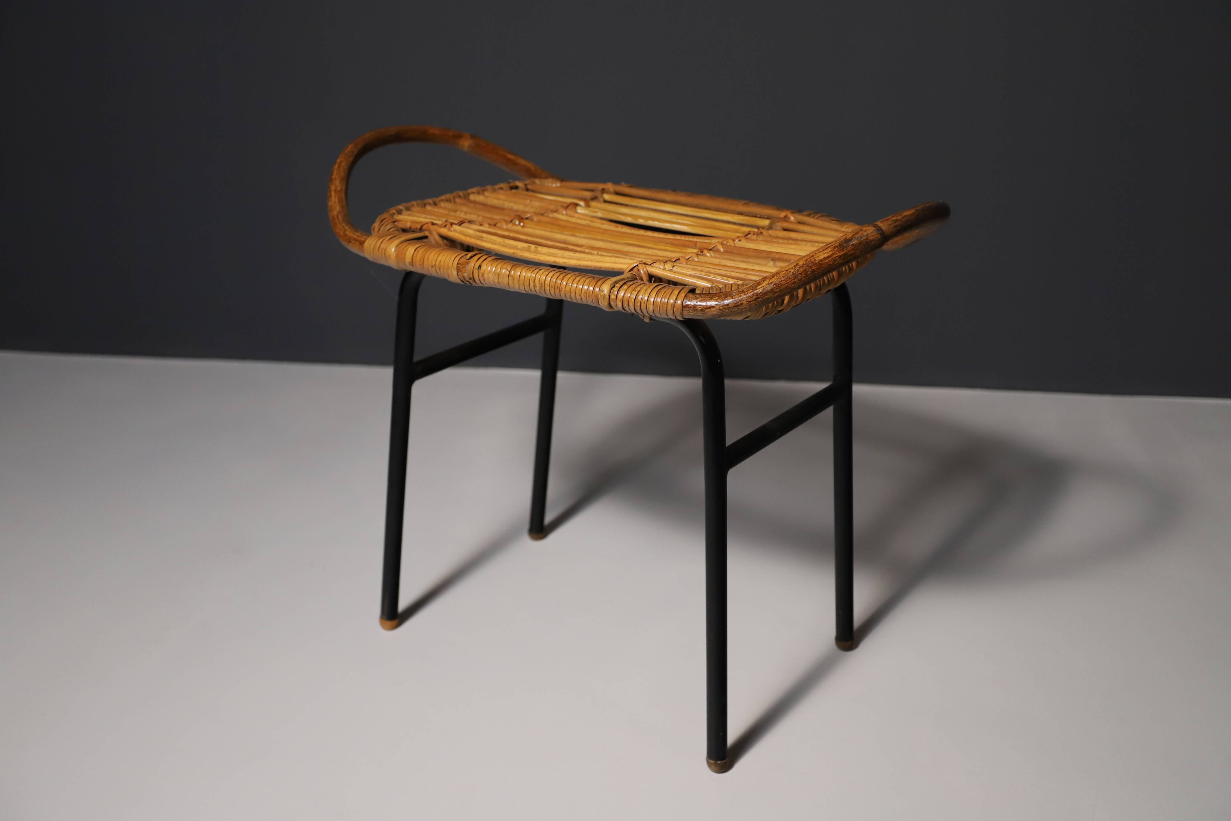 Tabouret en rotin du milieu du siècle par alan fuchs, uluv, années 1960, tchécoslovaquie