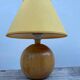 Lampe de chevet boule bois tourné 1990