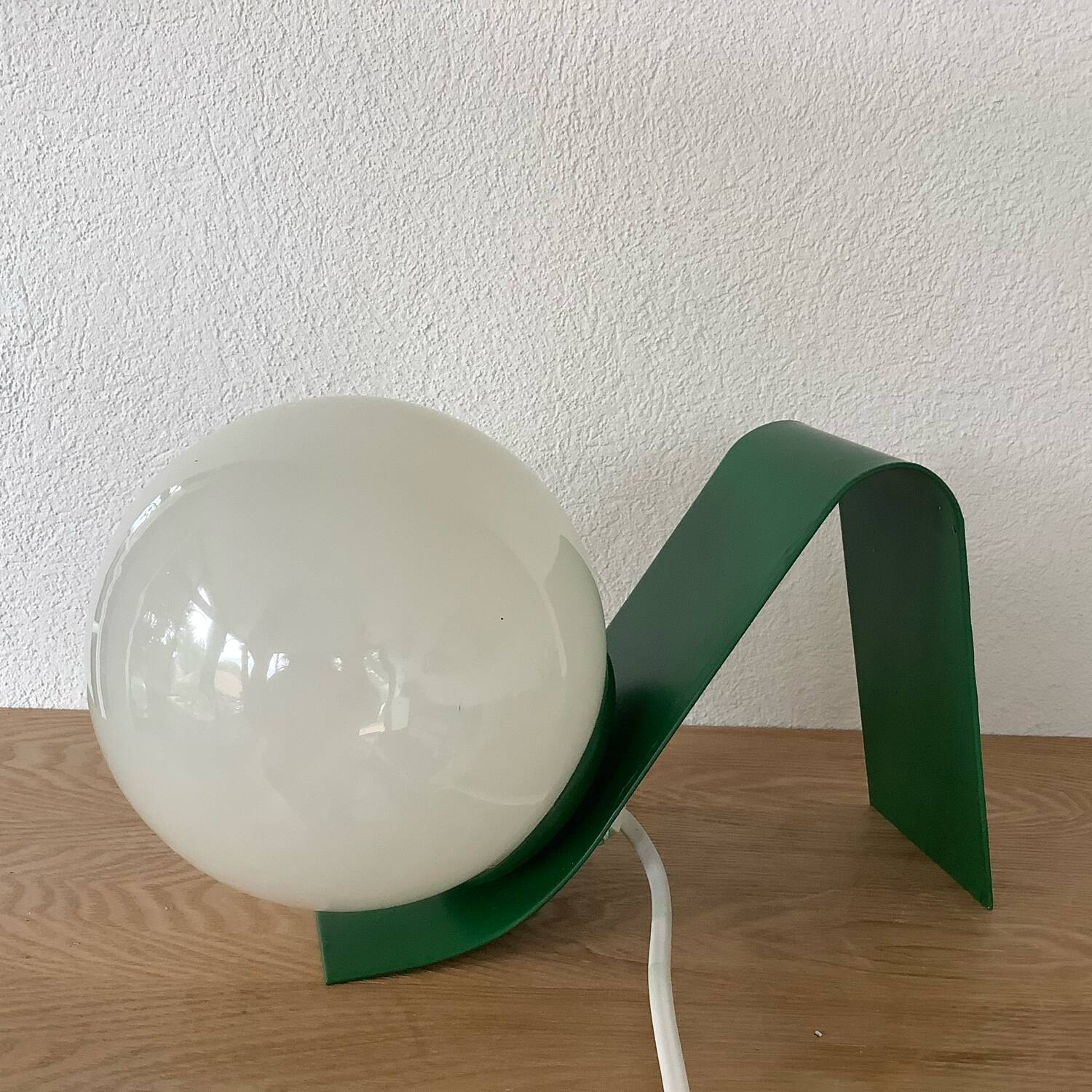 2 minimalist post-modern metal lamps