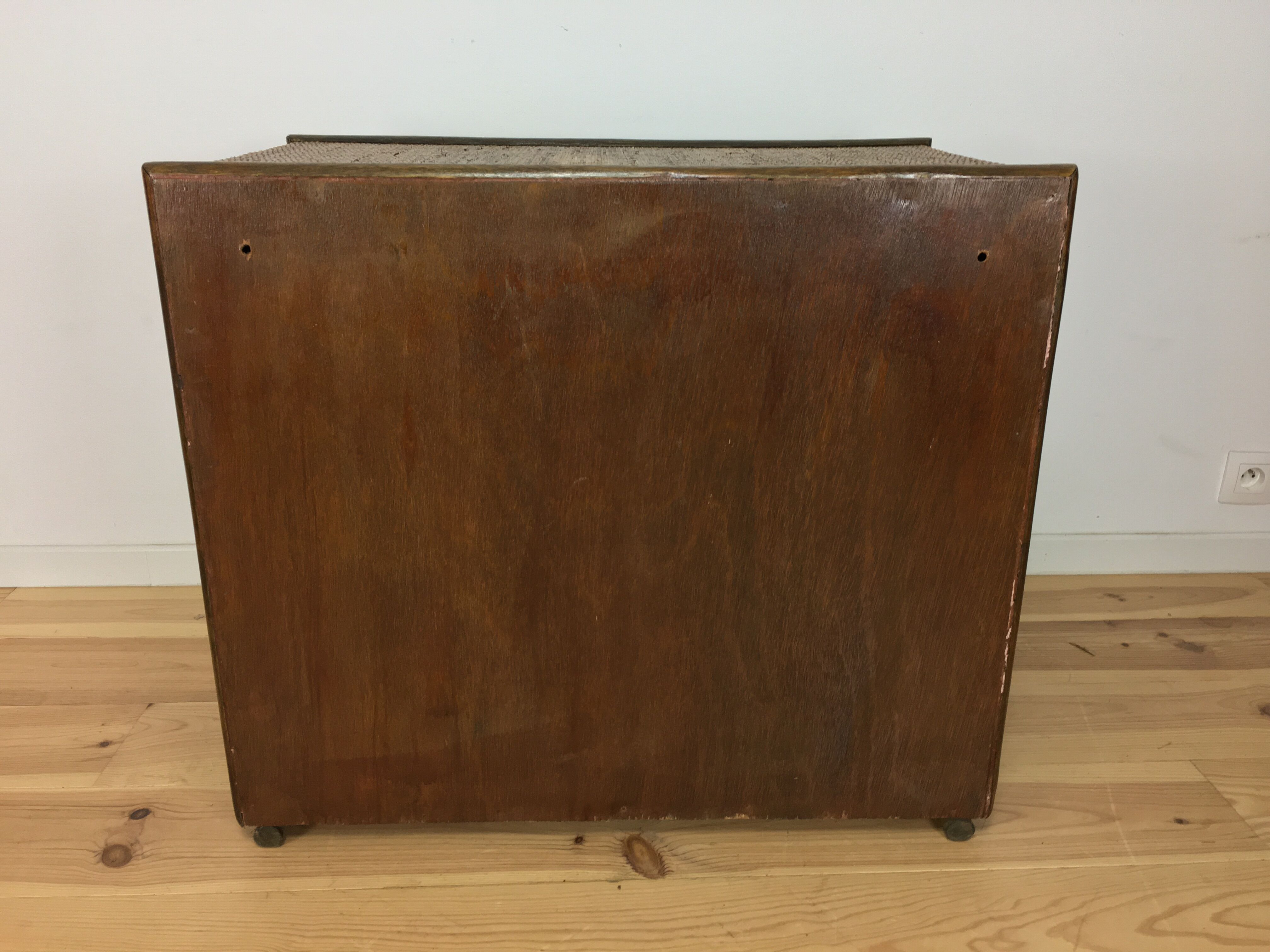 2-door woven rattan dresser, 70s