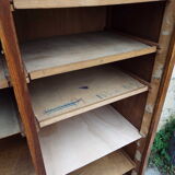 Double curtain cabinet