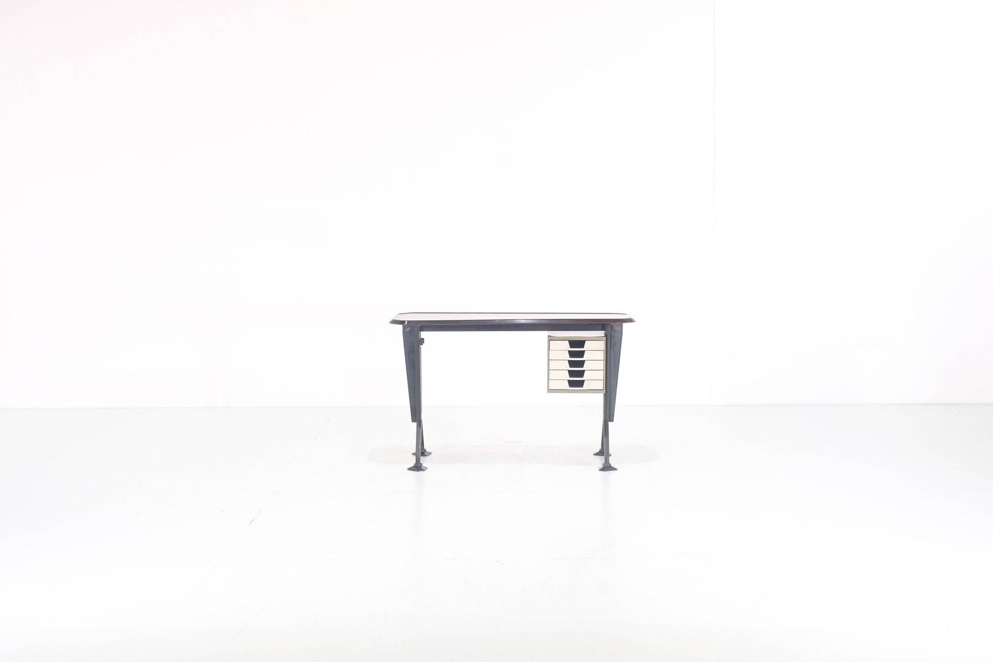 Petit bureau Arco par BBPR pour Olivetti Synthesis - 1960s