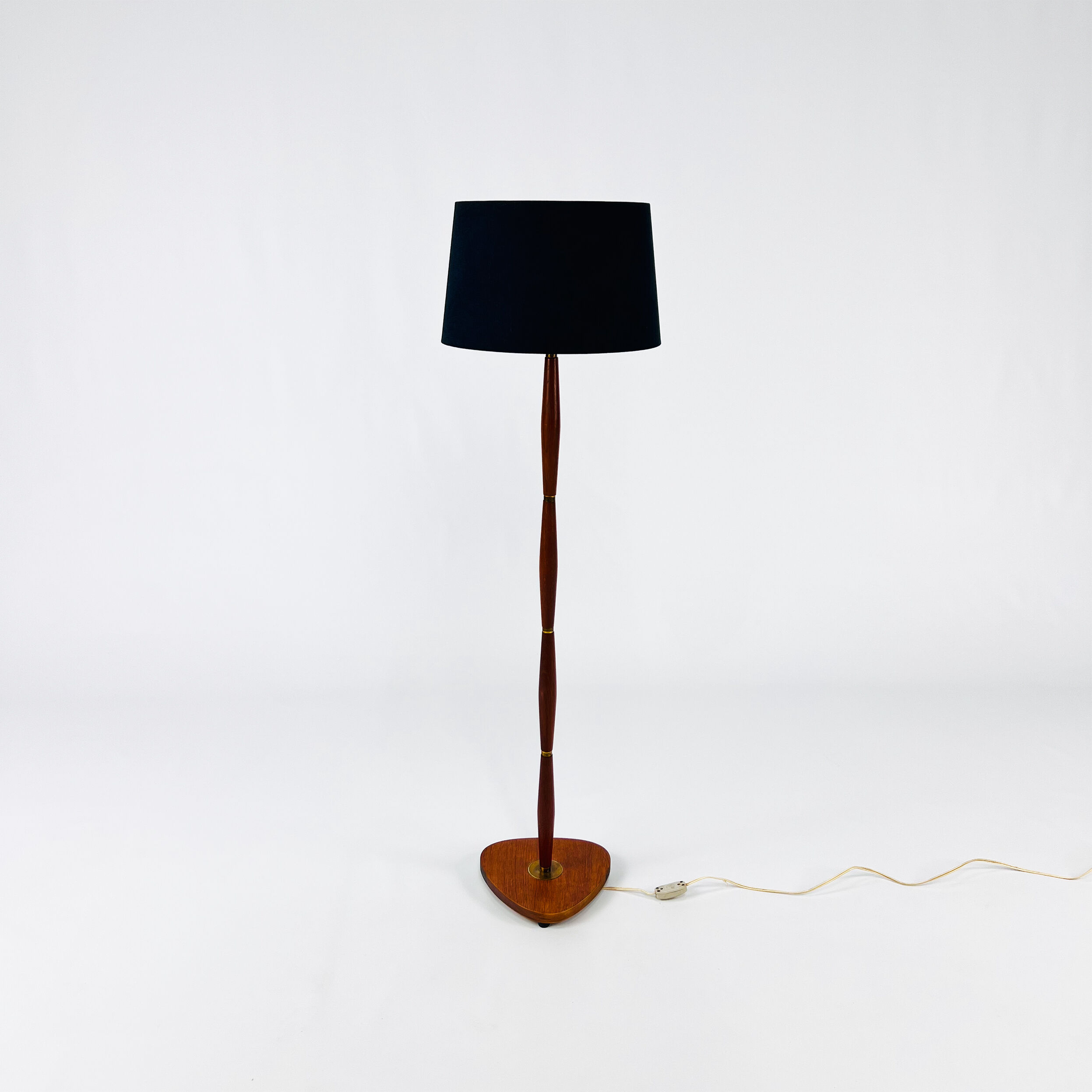 Vintage danish brass and rosewood floor lamp, 1960s.