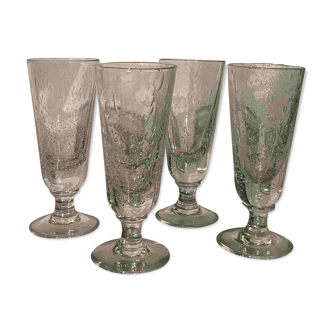 Bubble stemmed glasses