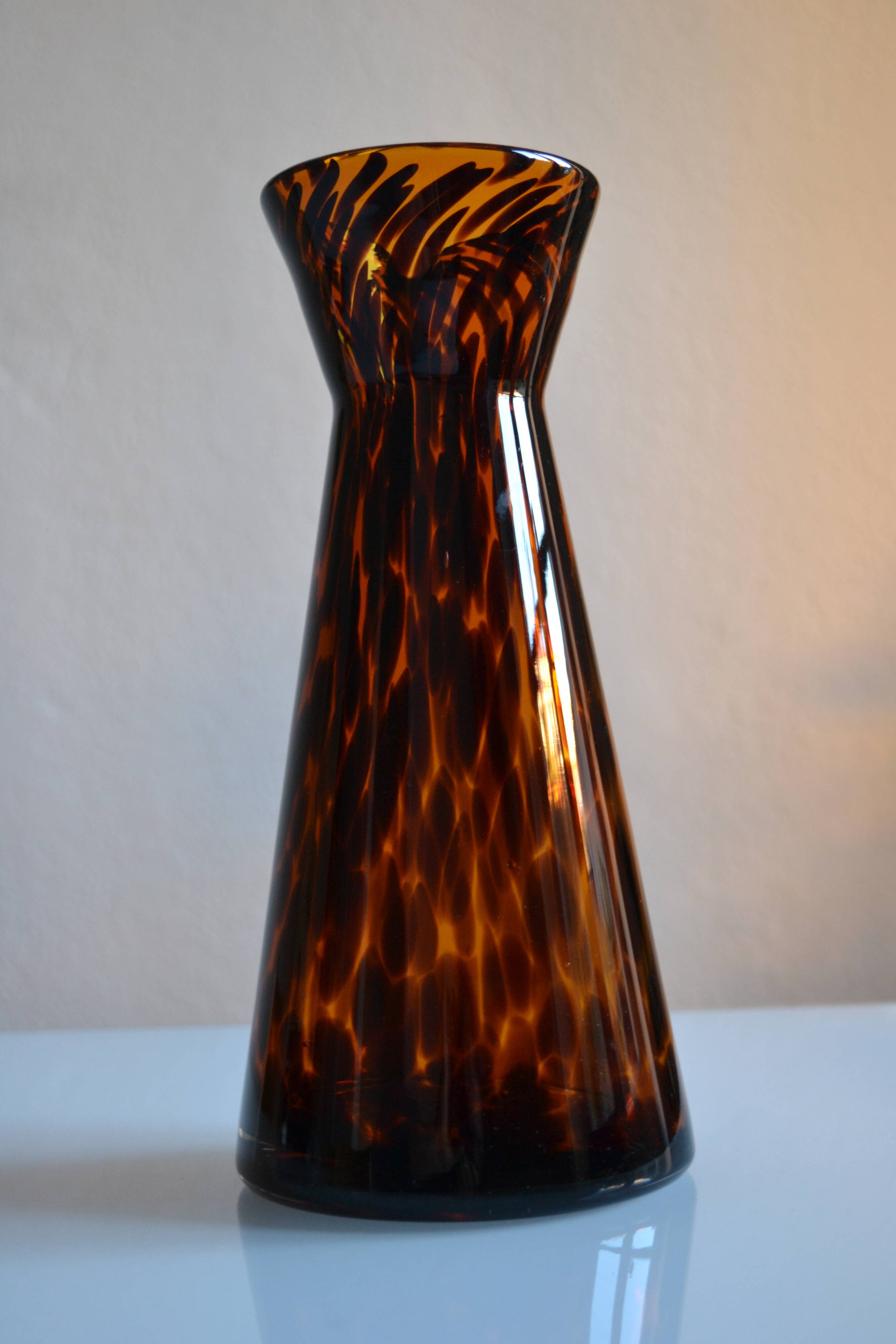 Vintage leopard pattern speckled glass vase or jug attributed to Murano