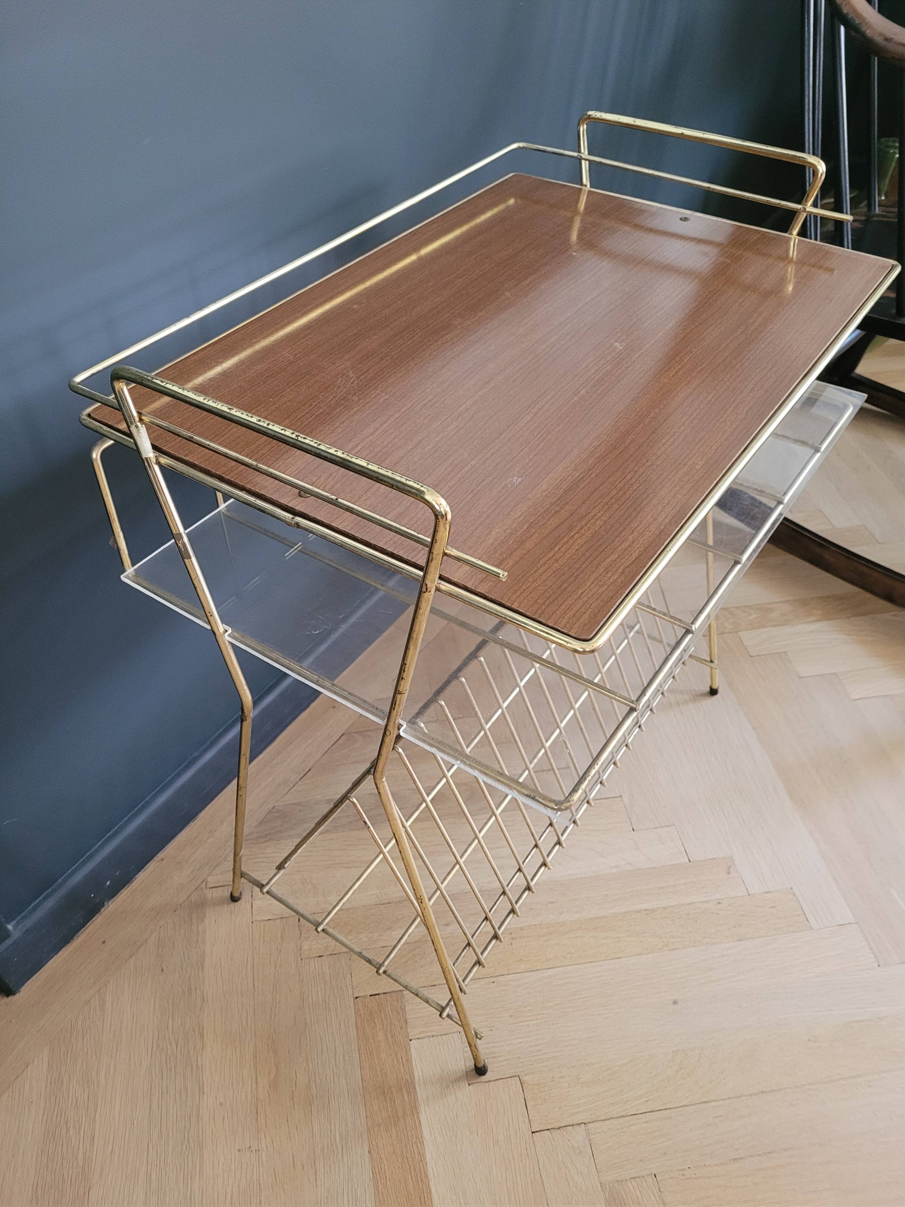 Console side table vinyl door