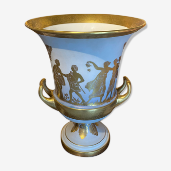 Medici vase in Italian porcelain and gilded with gold