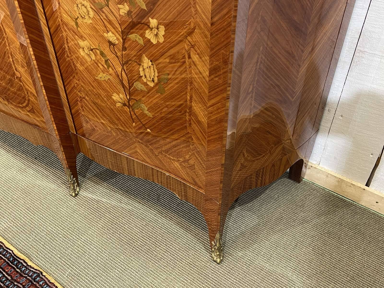 Louis XV style 3-door wardrobe in oak and rosewood - 1970s