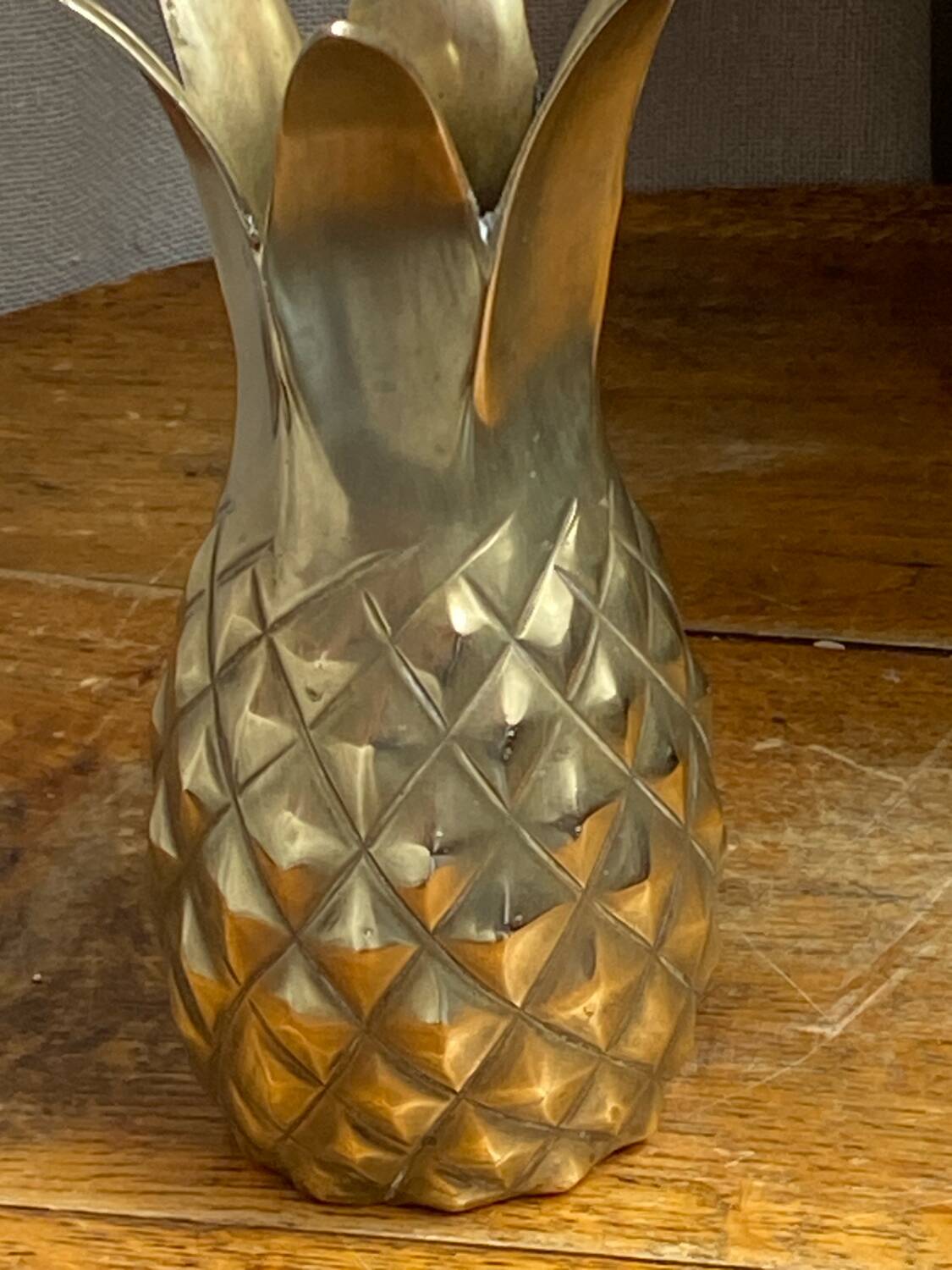 Pineapple vase in solid brass