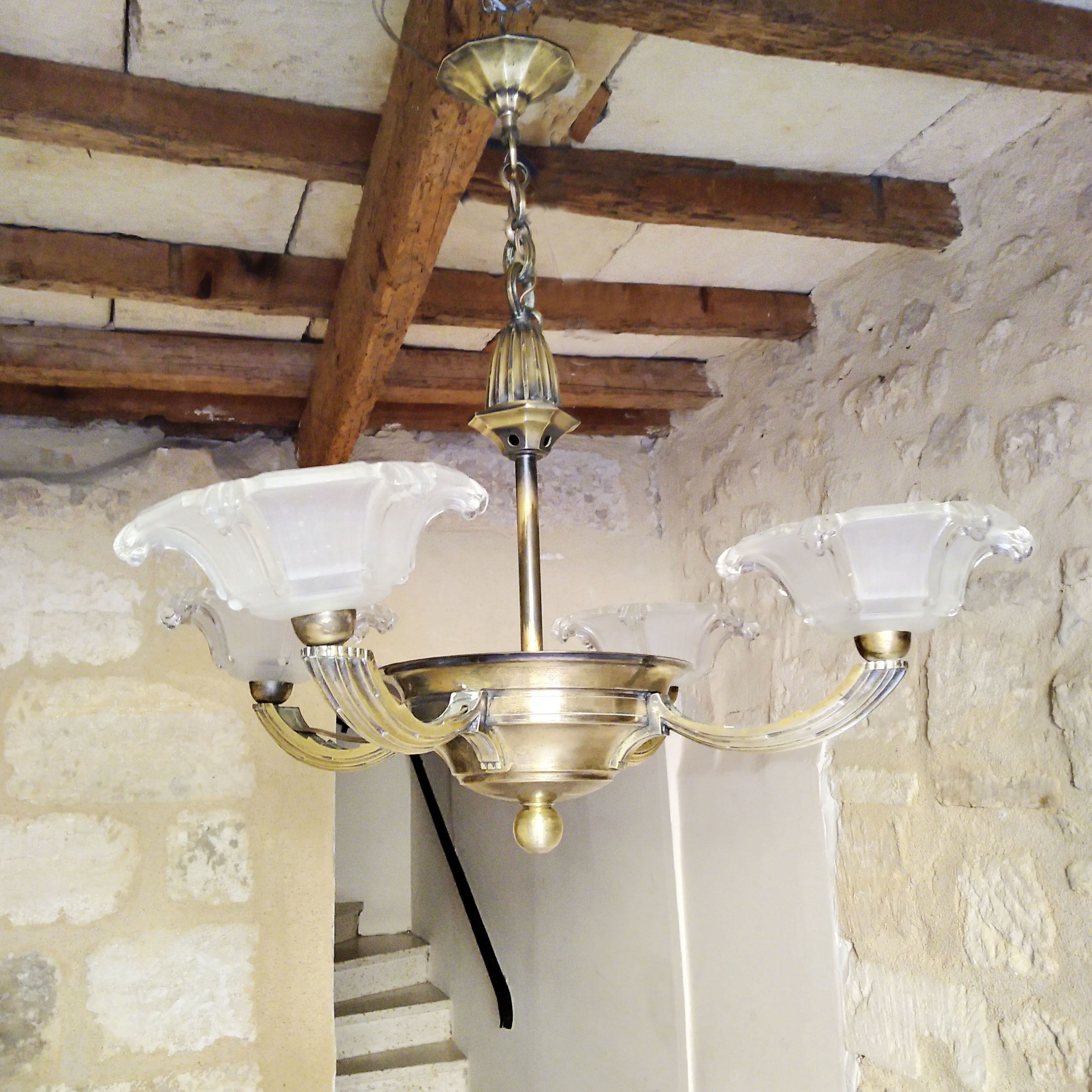 Ezan chandelier in bronze and glass pressed art deco