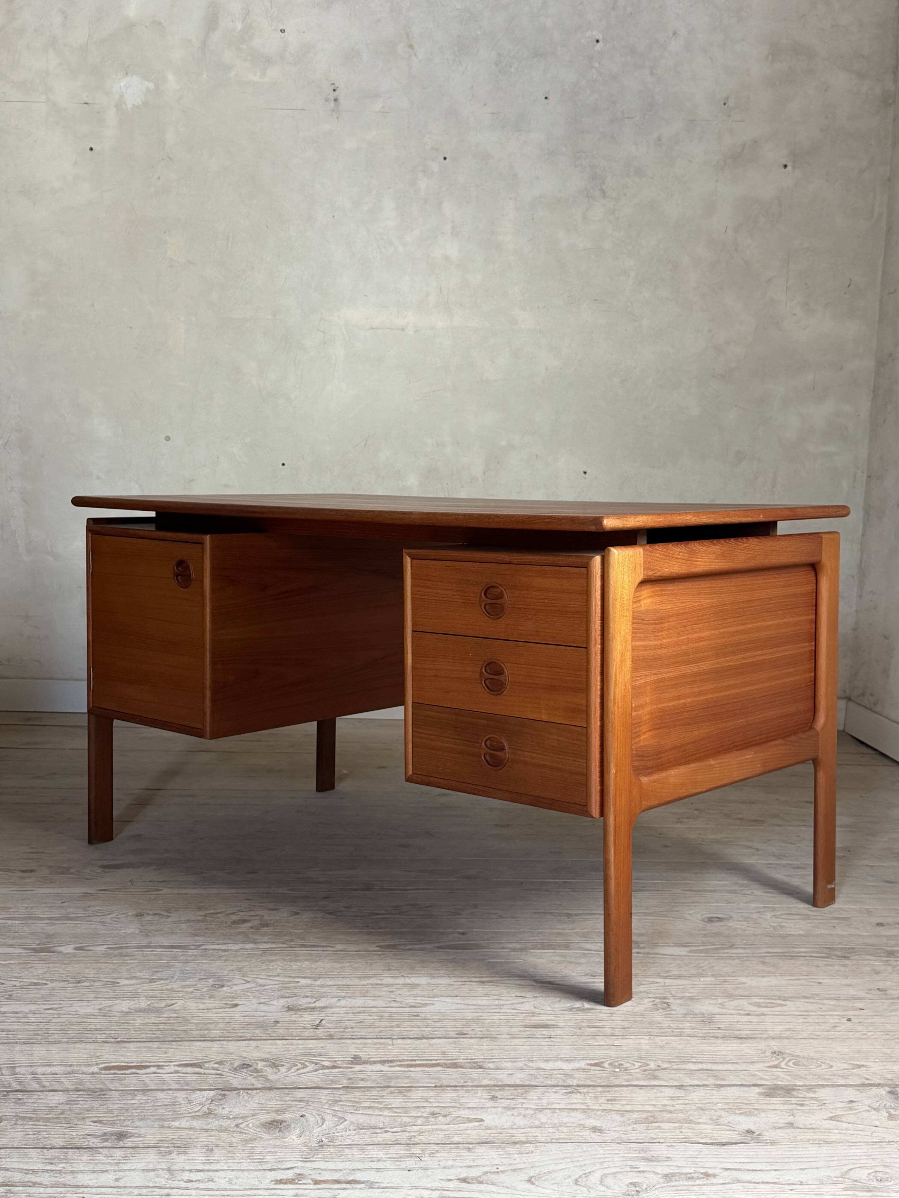 Bureau vintage scandinave teck,  Danemark