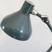 Lampe articulée en métal vert