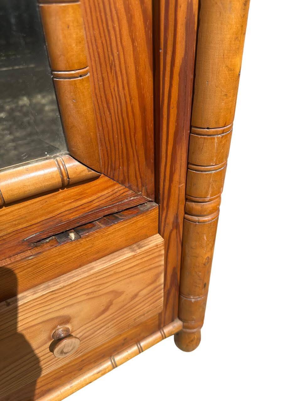 Armoire bonnetière