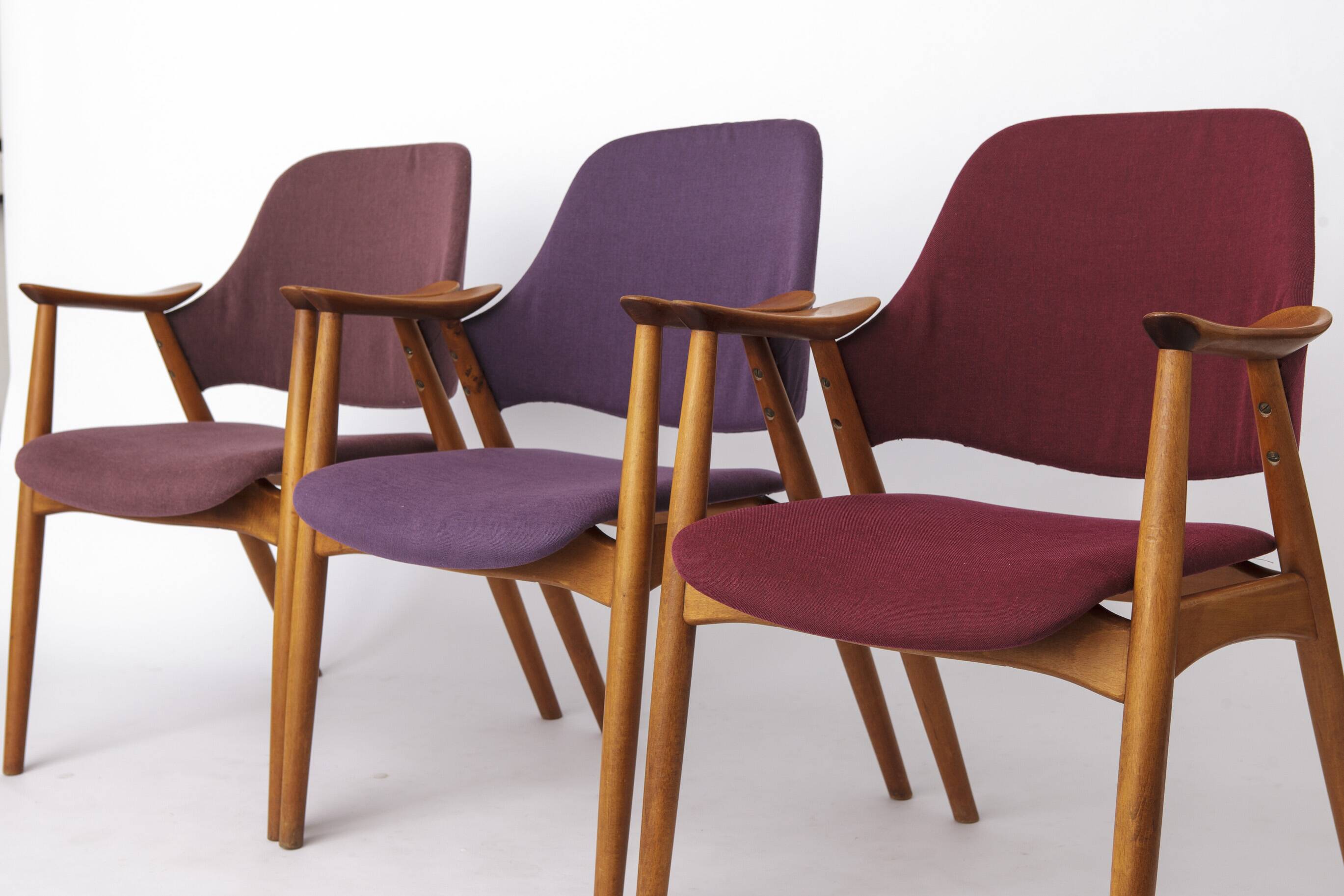 Vintage Lounge Chairs Set of 4, Germany 1960s, Beech Wood, Newly Upholstery