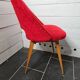 chaise moumoute vintage rouge