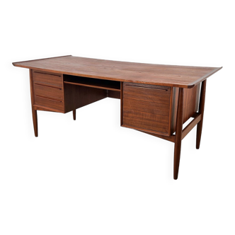 Scandinavian teak desk Design Svend A. Madsen vintage 1960