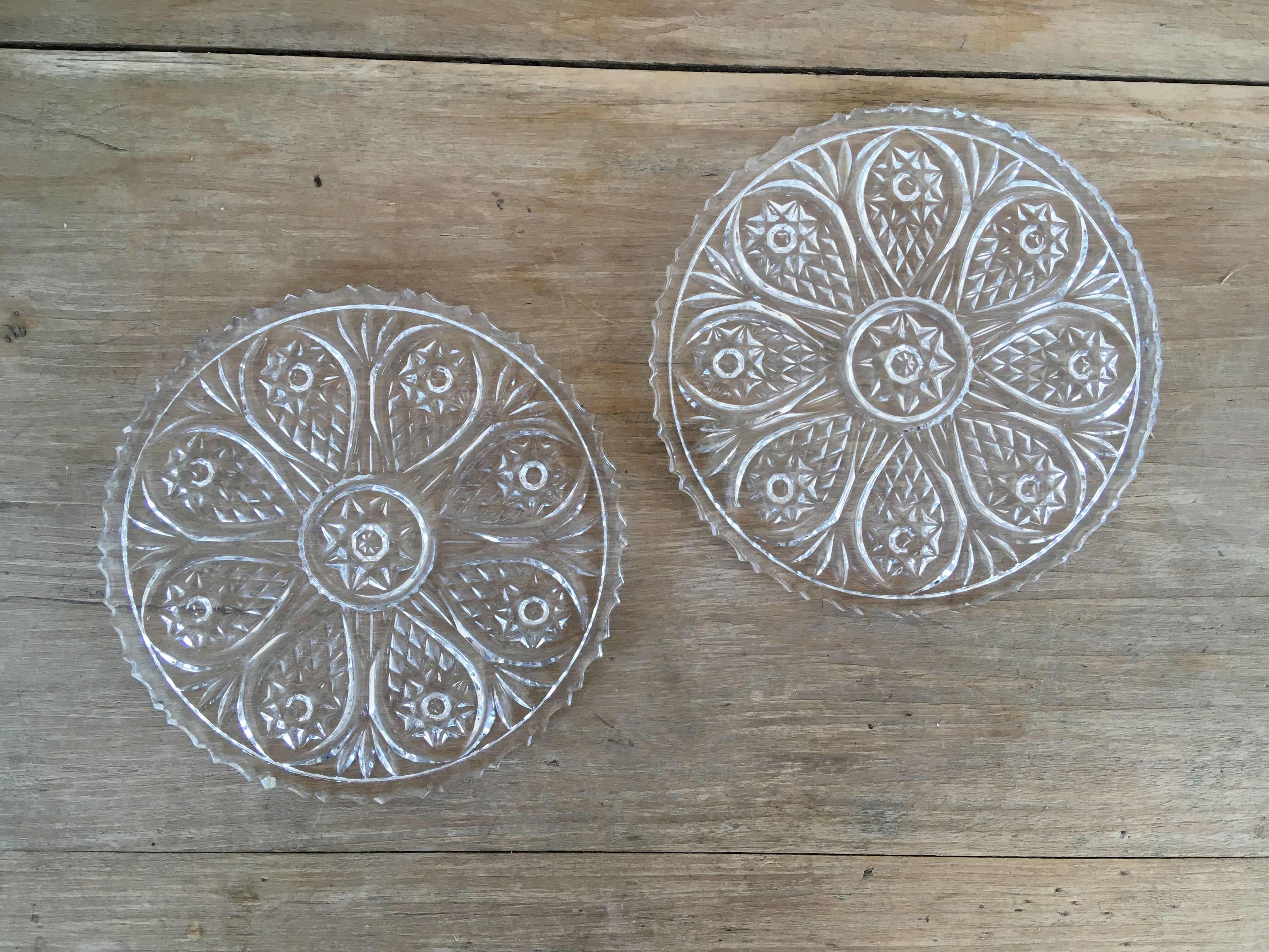 Chiseled glass bottle bottom