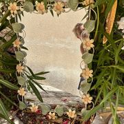 Miroir aux marguerites vintage