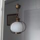 Suspension opaline cannelée et cuivre design original 1960