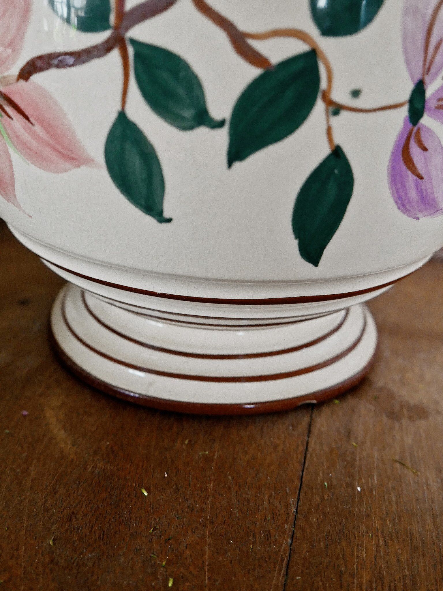 Vintage round vase