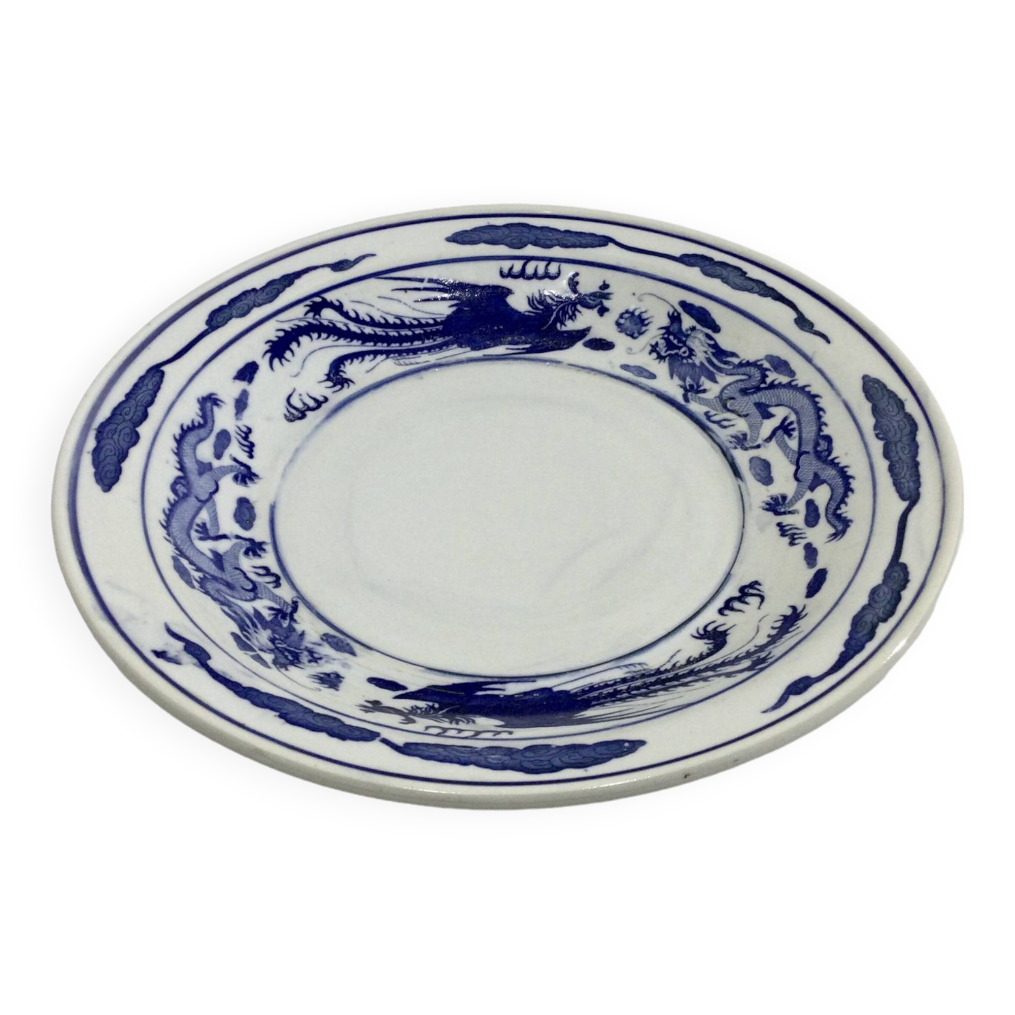 Large Chinese porcelain dish