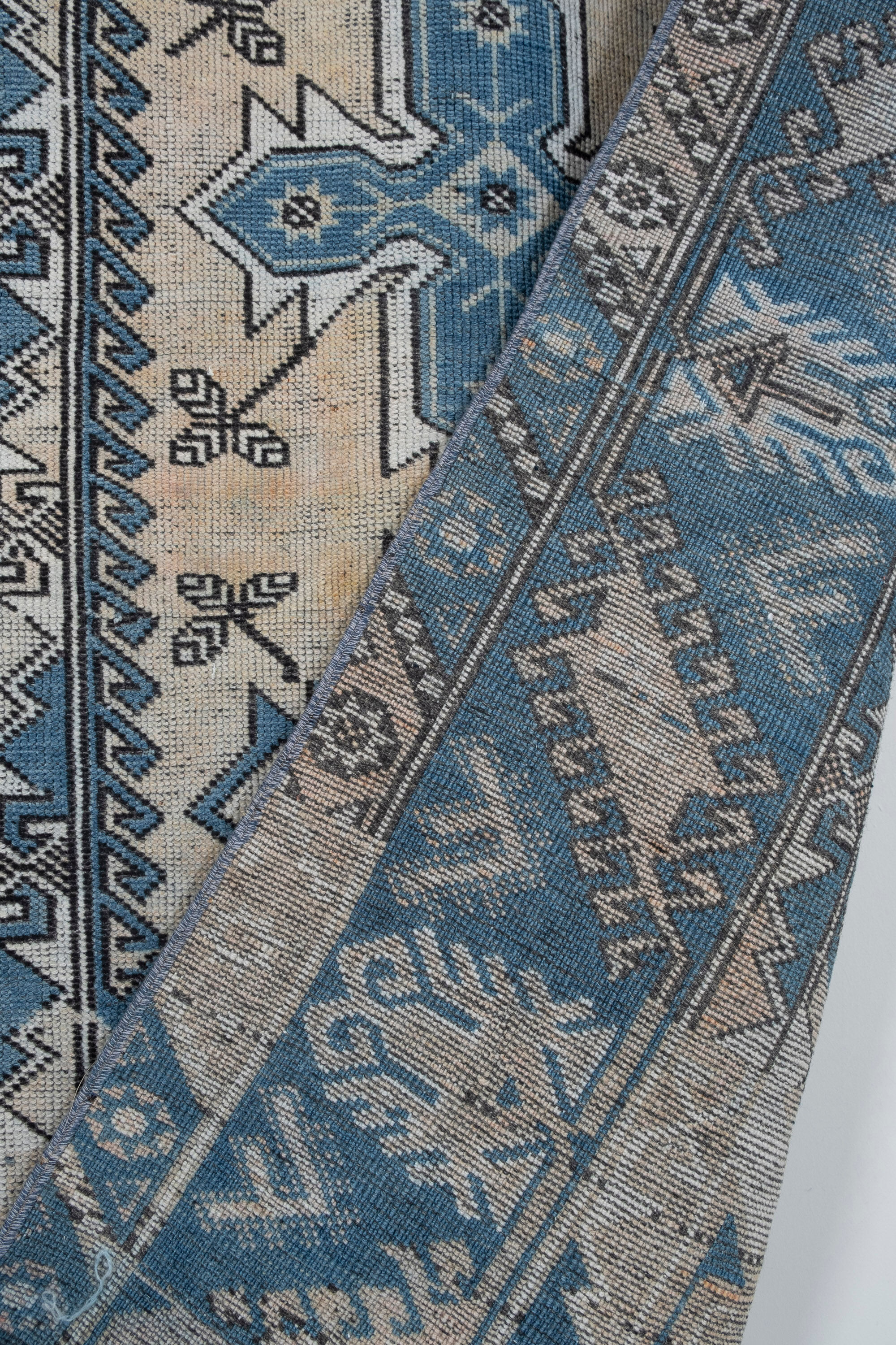 Tapis turc oushak bleu 105 x 175 cm