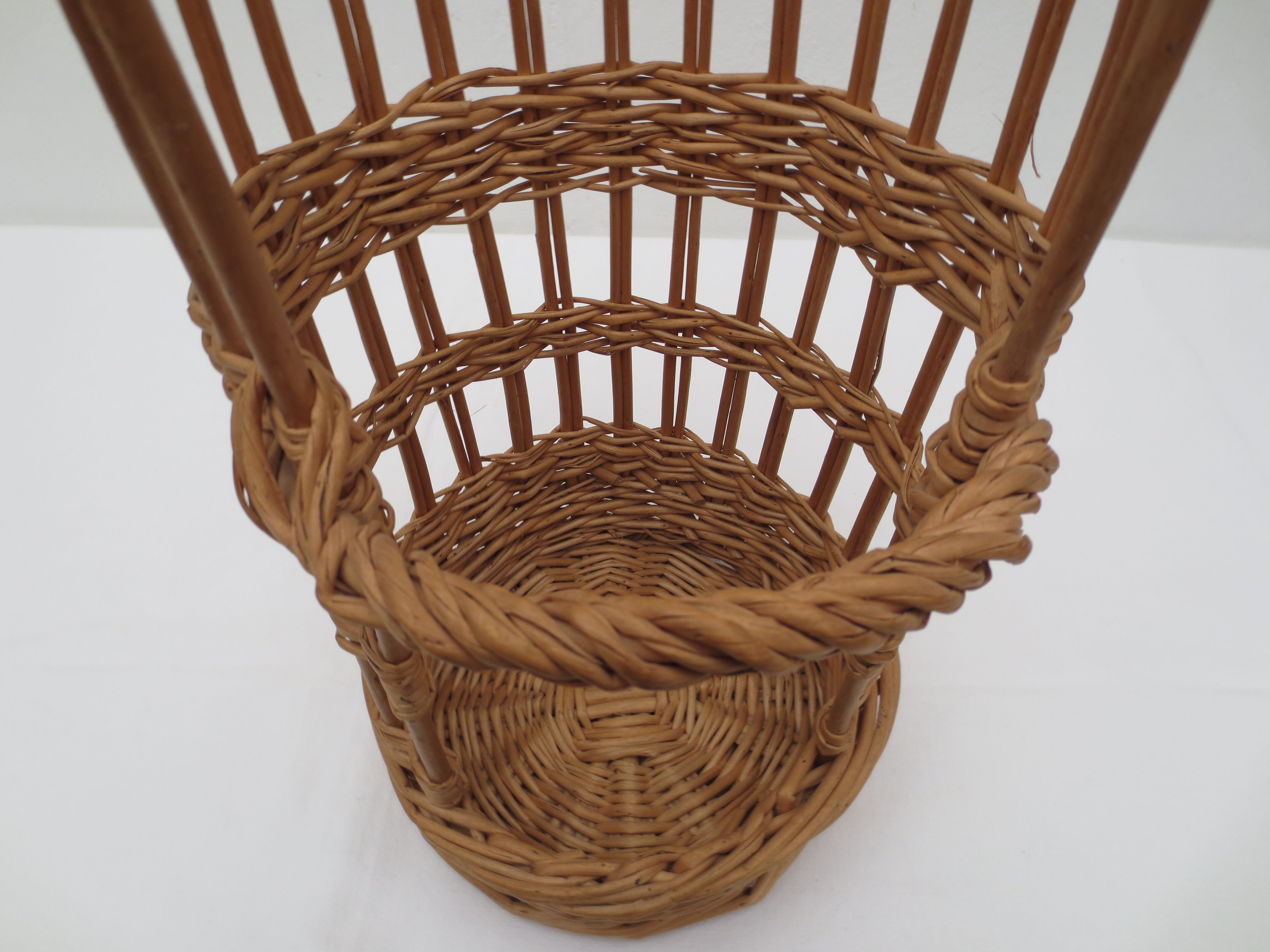 Old baguette basket, wicker bakery