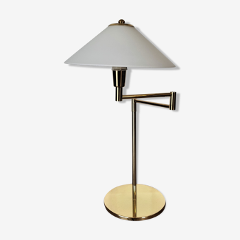 Lampe articulée dorée avec abat jour en verre blanc opaque années 80