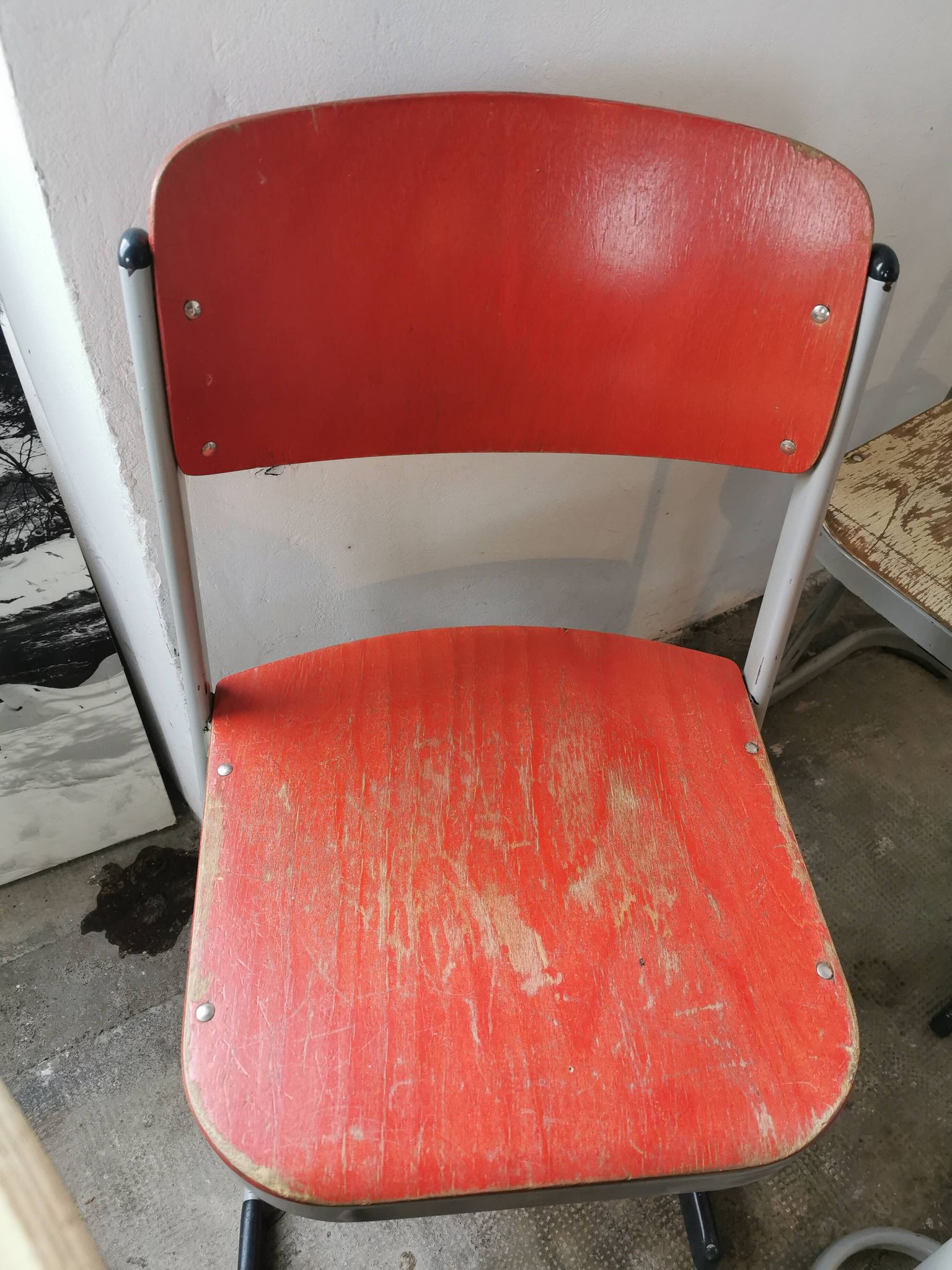 Set of 14 vintage stackable chairs