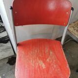 Set de 14 chaises vintages empilables