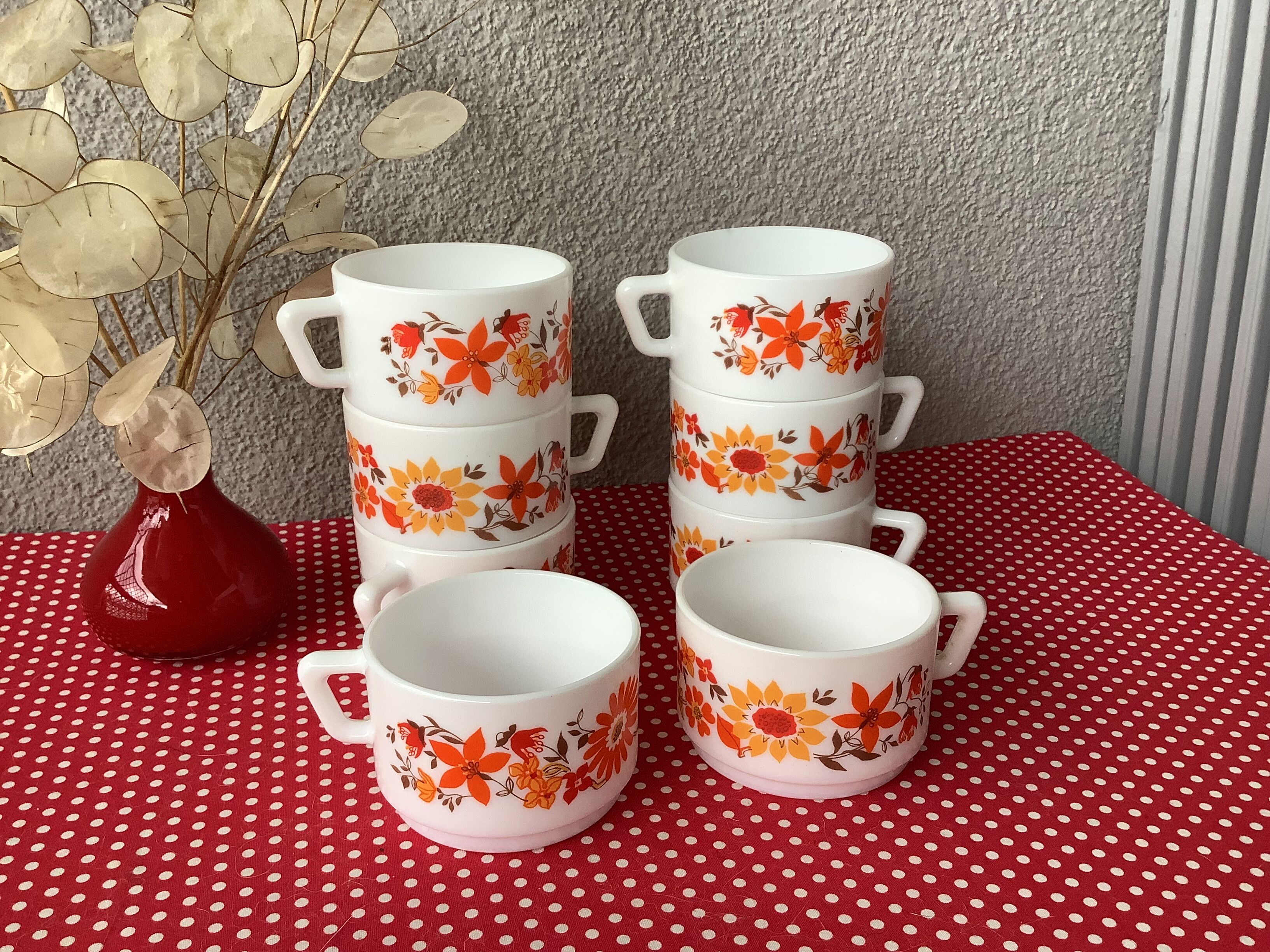Arcopal Cups "Flora" - Marguerite and Sunflower seventies