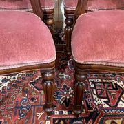 Suite de 8 chaises anglaises en acajou de style Victorien