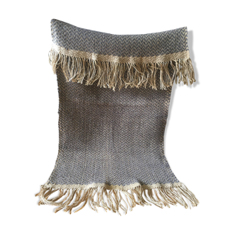 Hemp and wool woven carpet - 136 x 66 cm